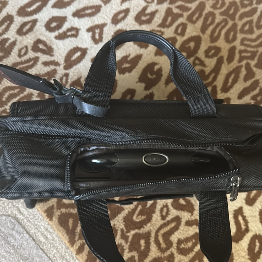 Tumi Messenger lap top Roller Bag Black canvas Travel work multiple pockets - Picture 3 of 10